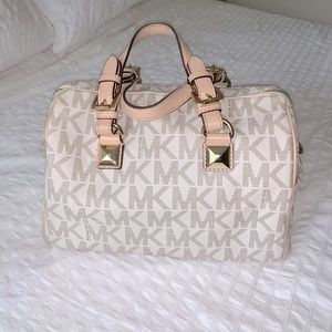 White leather Michael Kors purse